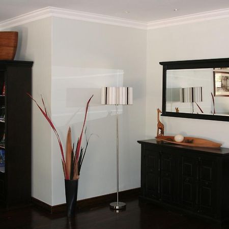 Keren'S Vine Guesthouse Stellenbosch Exteriör bild