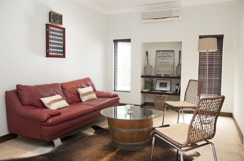 Keren'S Vine Guesthouse Stellenbosch Exteriör bild